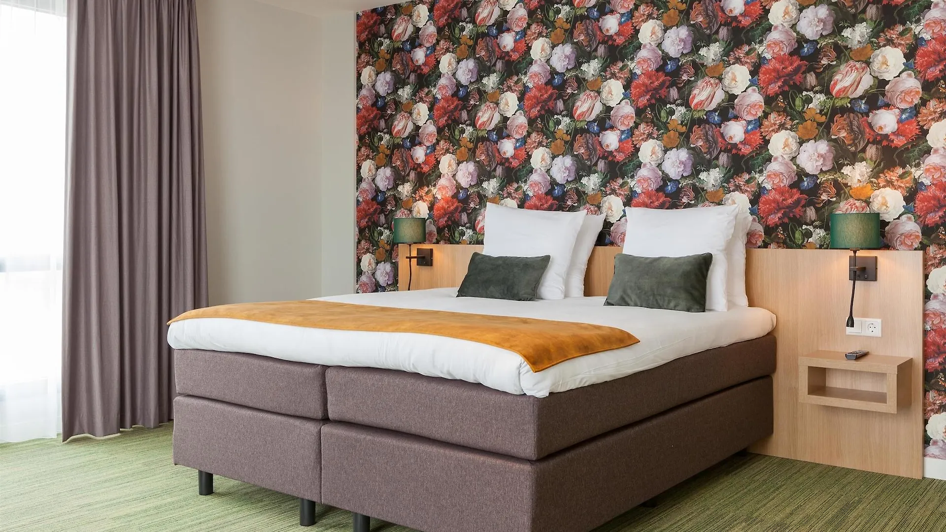Best Western Plus Hotel Amstelveen 4*,  Nederland